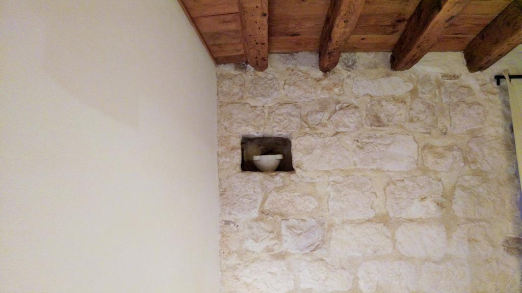 Rooms Livia Трогир Екстериор снимка