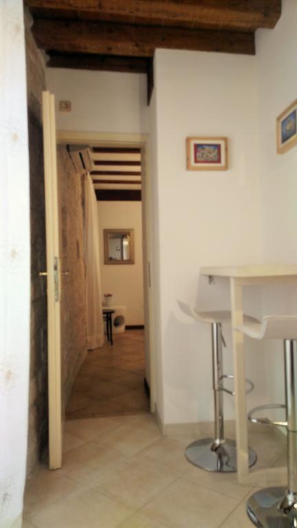 Rooms Livia Трогир Екстериор снимка